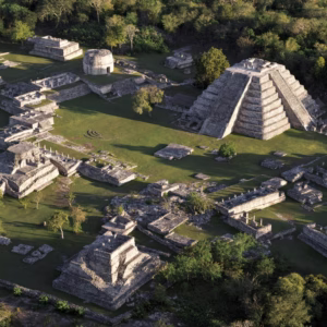 Arqueological Zone of Mayapan & Cenote